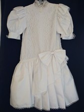 White Communion or Flower Girl Dress - Size 8 - Vintage - Very Good Condition