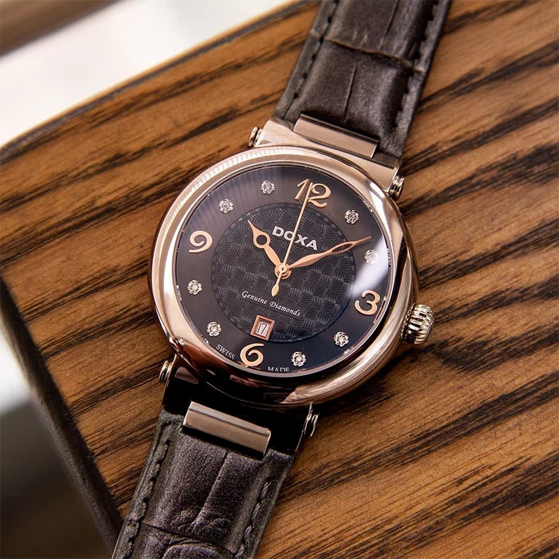 DOXA Women's Black mother-of-pearl Dial Waterproof Stainless Steel Quartz Watch - Image 2 of 4