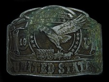 TE05121 VINTAGE 1975  UNITED STATES BICENTENNIAL  PATRIOTIC BELT BUCKLE