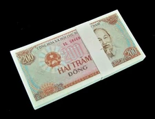 100 x VIETNAM 200 Dong, 1987, P-100, UNC World Currency Banknote bundle
