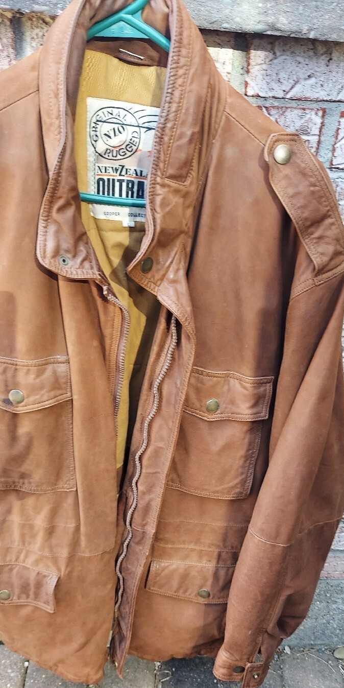 Vintage NEW ZEALAND OUTBACK Cooper Collection Brown Leather Jacket