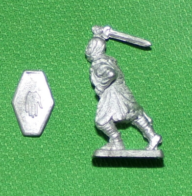 Unveröffentlichter seltener Mithril Herr der Ringe C8-A Schwertkämpfer Half-Ork Warband (Last)