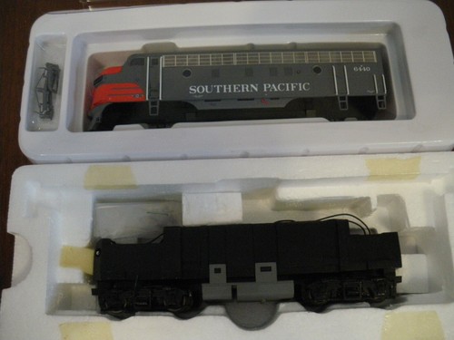 Intermountain: EMD F-7A (Phase 1) Locomotive: 49024-04: Southern Pacific | Zustand: Used