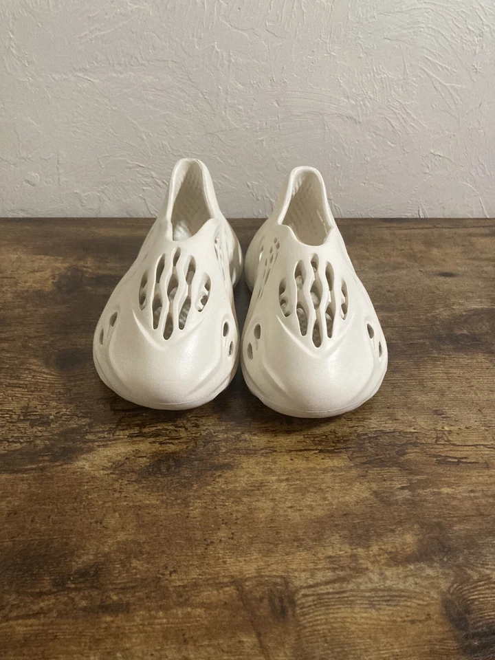 Adidas Yeezy Foam Runner RNNR Ararat Foamrunner para hombre talla 10 Foto 2 de 4