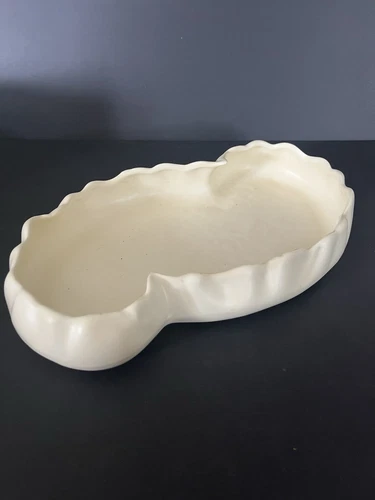 Haeger Pottery Cream White Kidney Shape Console Bowl Planter 12"x6”x2” 50s-60s