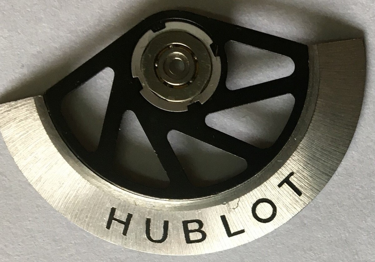 【新品未使用】Hublot マネークリップ ご購入大歓迎です 新品 HUBLOT腕時計 未使用 自動巻き｜本日限定