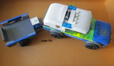 LEGO City 60369 Mobile Police Dog Training