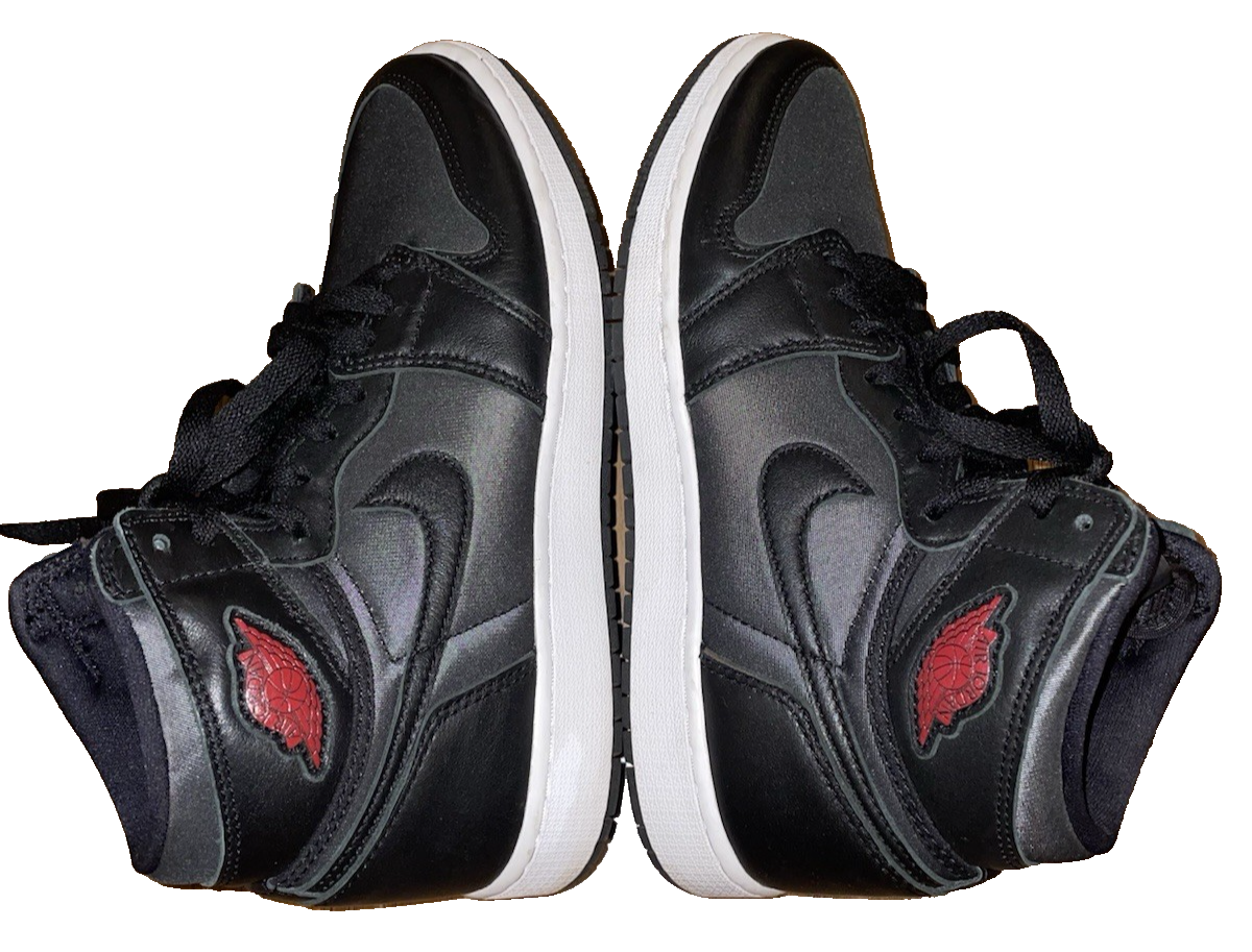 Nike Air Jordan 1 Retro High OG 555088-060 Black Gym Red 7Y | eBay