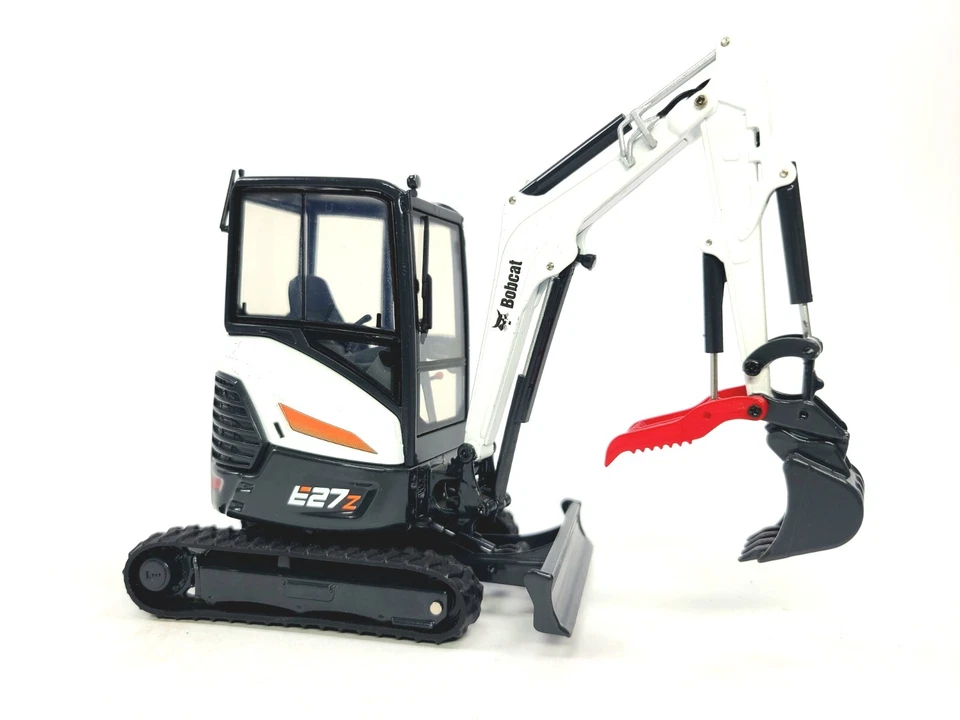 Bobcat E27Z Compact Excavator Universal Hobbies 1:25 Scale Model #UH8131 No Box - Image 4 of 4