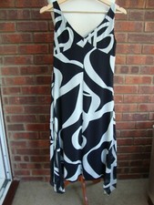 BRAND NEW LADIES MARKS AND SPENCER AUTOGRAPH LINED DRESS SIZE 6 PETITE BLACK4