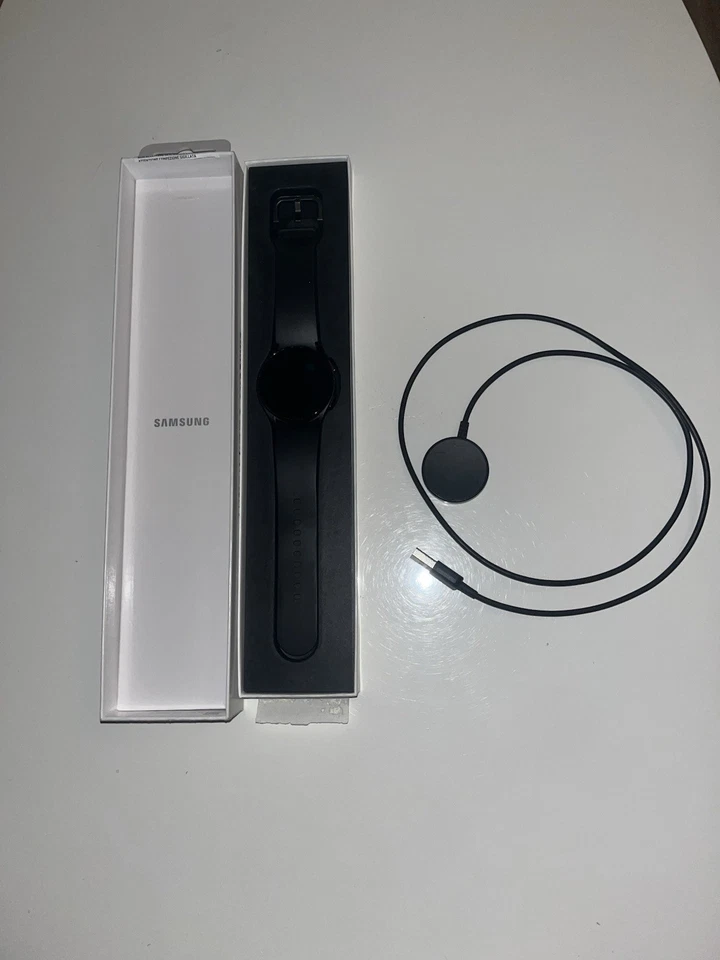 Samsung Galaxy Watch4, photo 3 sur 5