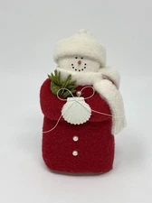 Hearts & Ivy Snowman With Christmas Greenery and Seashell  4”