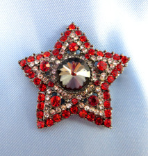 Pretty Rhinestone STAR Pin Brooch RED Clear Stones Blingy Star