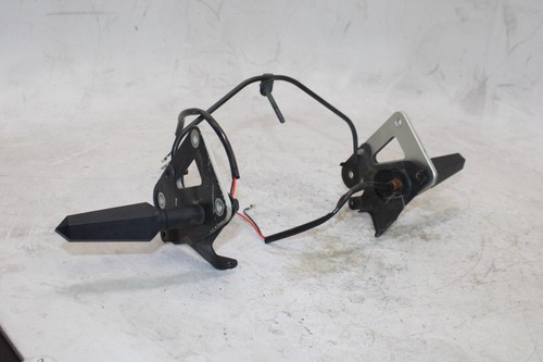 2007 SUZUKI SV650 OEM FRONT LEFT RIGHT TURN SIGNALS LIGHT INDICATORS W BRACKET - Picture 3 of 9
