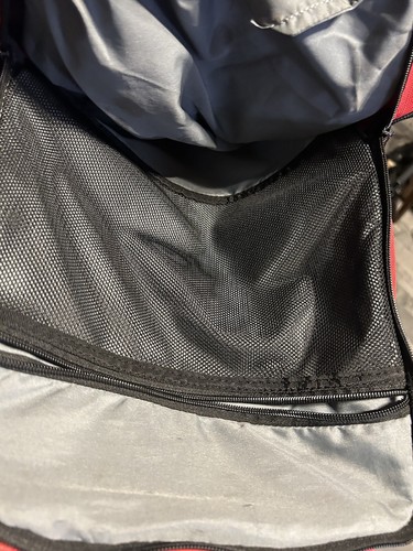 Nike RN # 56323 Red and Black Mesh Large Capacity Pockets Logo Backpack - 第 12/15 張圖片