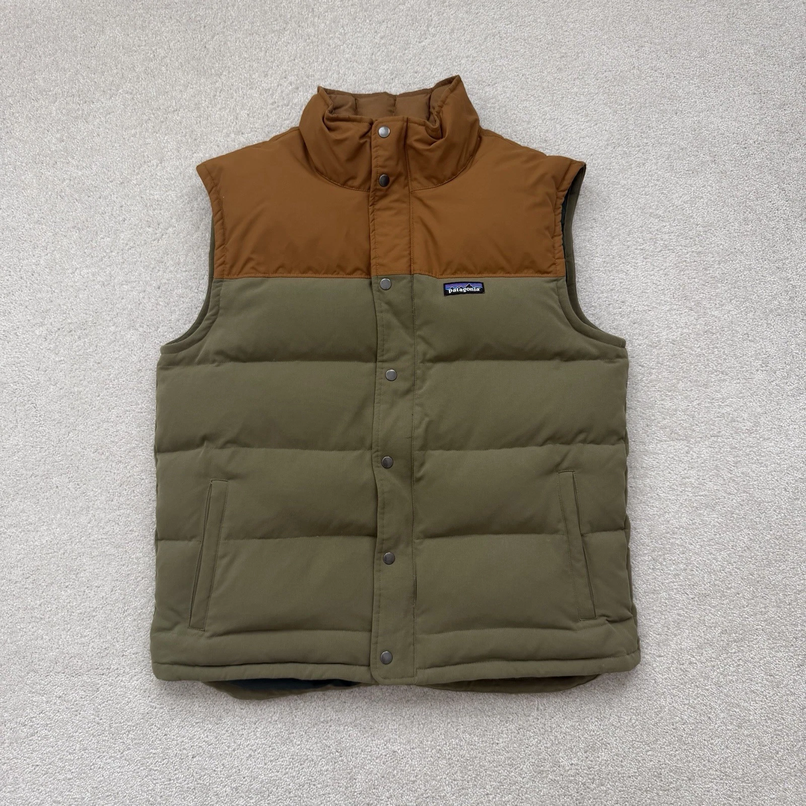 Patagonia Down Puffer Vest Men's Large Green Full Zip Outdoors
Opens in a new window or tab