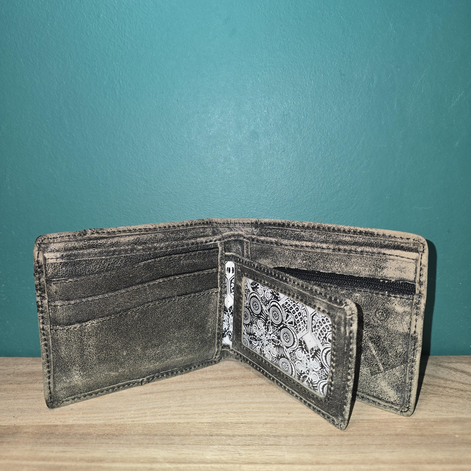 Animal Leather Bifold Wallet w/ Coin Pocket & Card Holder image 2
