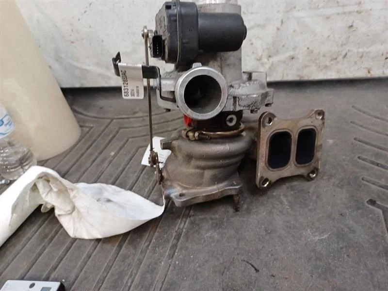 Conjunto de turbocompressor/supercharger Jeep Cherokee 2019-2023 fabricante de equipamento original - Imagem 4 de 4