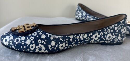 Tory Burch Claire Ballet Flat Tumbled Leather Women's Sz 9.5 Navy Ivory Floral - Picture 4 of 9