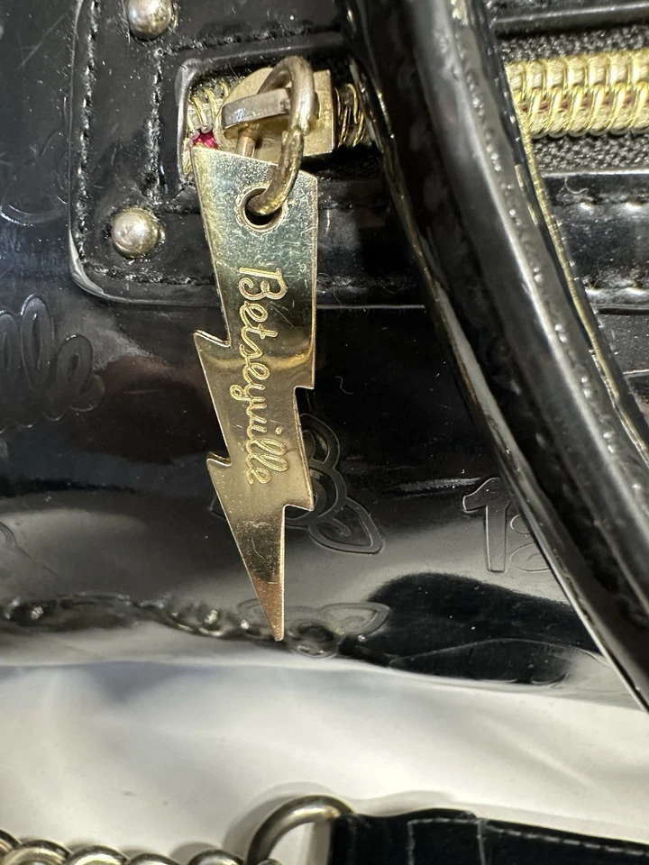 Bolso Bandolera Vintage Betsyville Cierre de Beso, Asas, Negro Rayo Bolt Cartera Foto 4 de 4