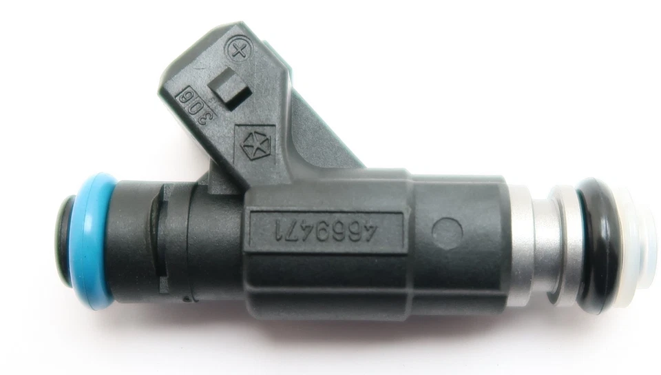 SET 4 FUEL INEJCTORS FOR PLYMOUTH BREEZE 1996-1997 2.0 0280155740 - Image 2 of 2