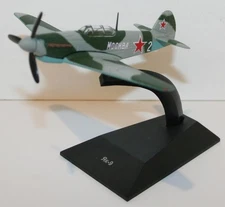 1:90 Scale Diecast Russian Fighter Plane Model - Yakovlev Yak-9 Soviet Air Force
