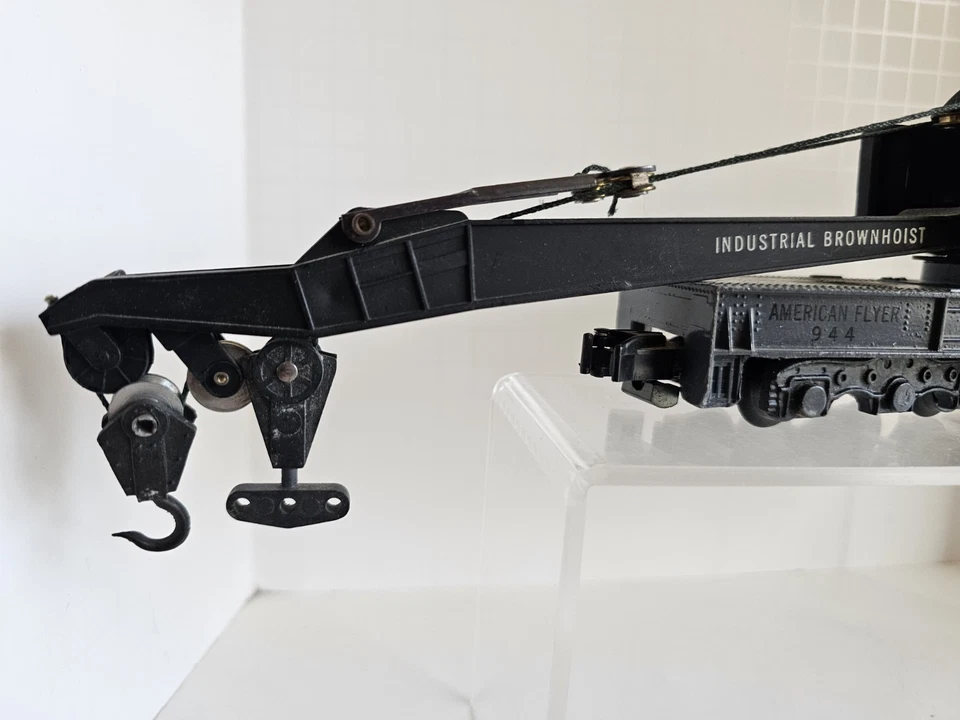 American Flyer S Gauge 944 Brownhoist Crane car with black cab - Works - Image 3 of 4