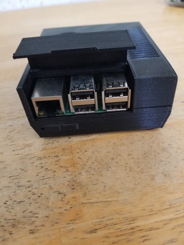 Raspberry Pi 3 Model B v1.2 + NEW Black Case - Afbeelding 2 van 6