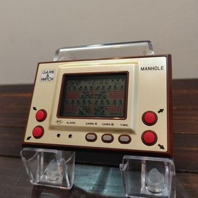NINTENDO GAME AND & WATCH Manhole 1981 tested very good free shipping