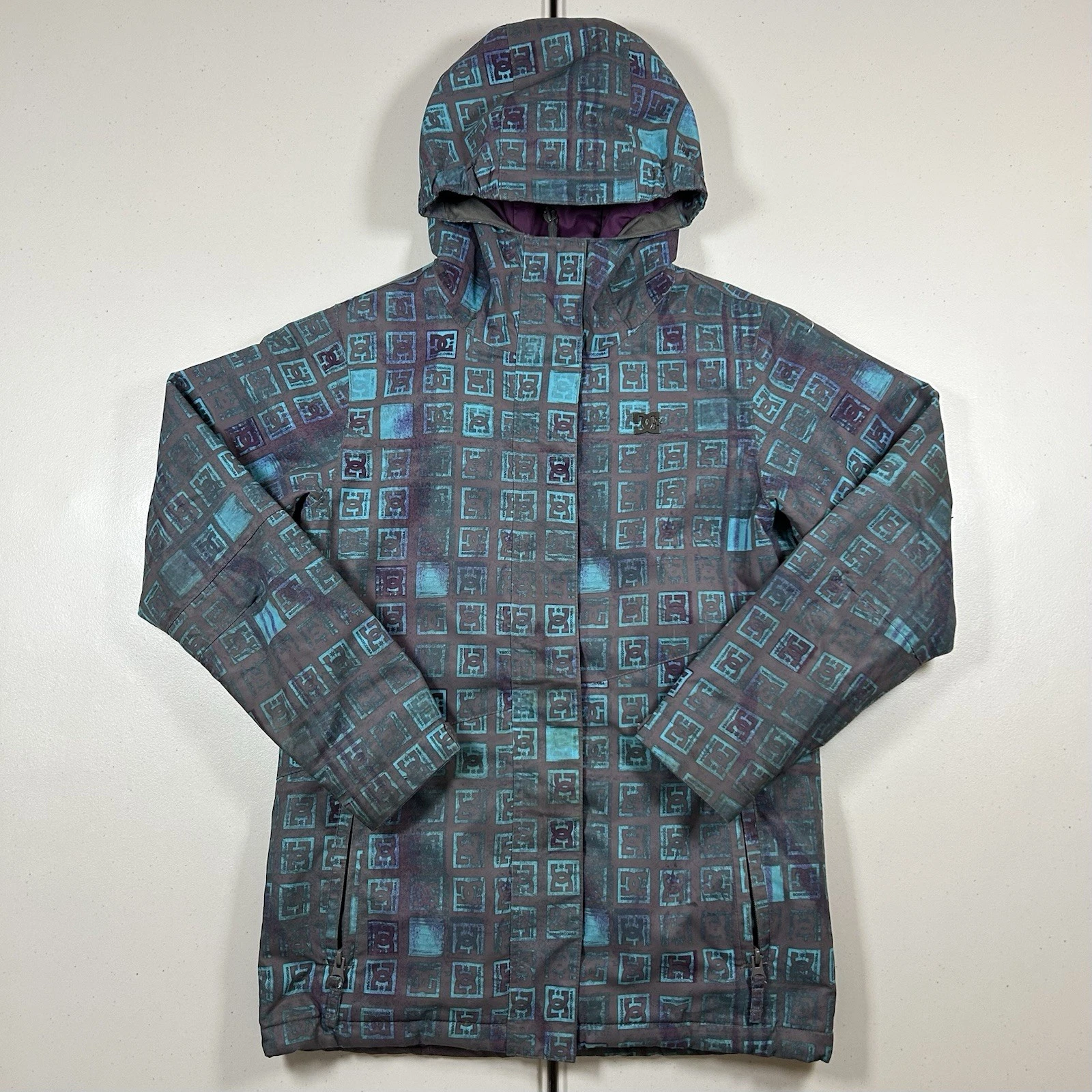 Vintage DC Shoes Women's Size Large Full Zip Snowboarding Jacket 10K Rainproof