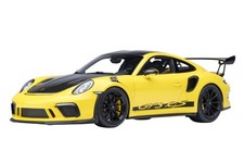 AUTOart 1/18 Porsche 911 991.2 GT3 RS Weissach Package Yellow Carbon Black 78178