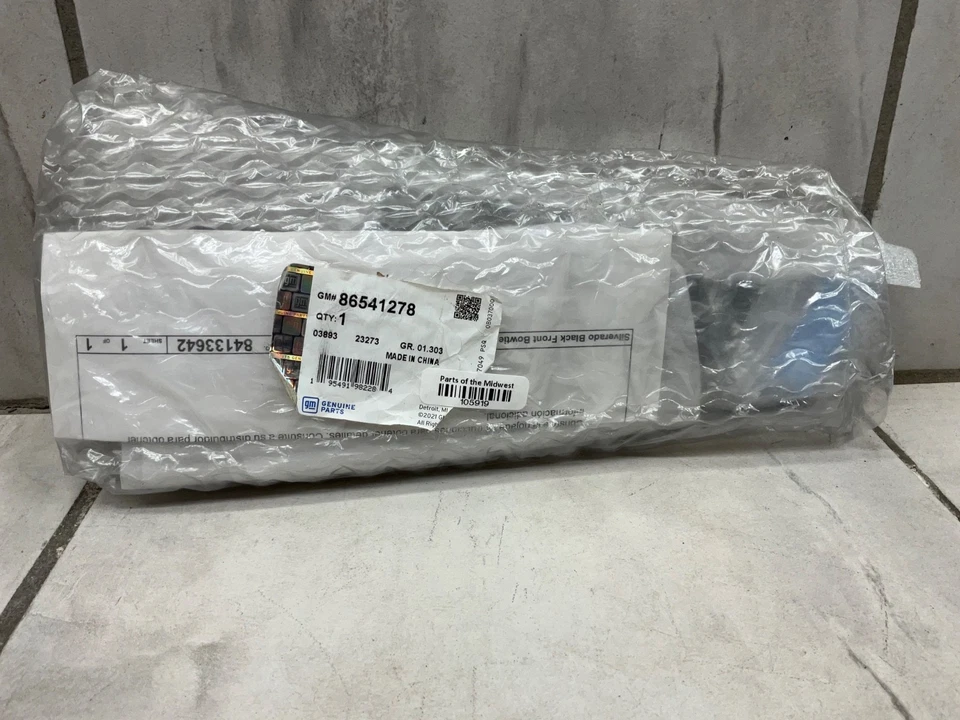 Nuevo OEM GM 2022-2025 Chevrolet Silverado 2500 3500 pajarita emblema negro #86541278 Foto 4 de 4