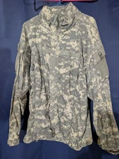 USGI ACU ECWCS Gen III Level 5 Soft Shell Jacket - Medium Reg Army Issue