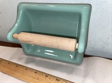 NOS Vintage Sage Green Ceramic Wall Mount Bathroom Toilet paper holder roll
