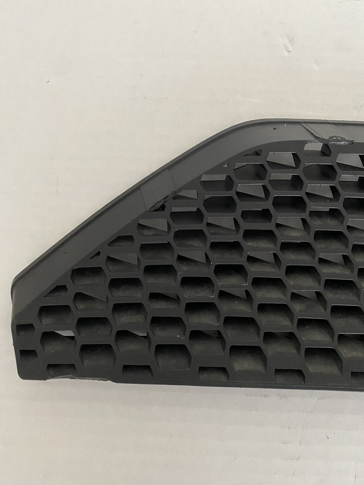Lamborghini Huracan Left Lower Rear Bumper grille Grid OEM 4T0807697