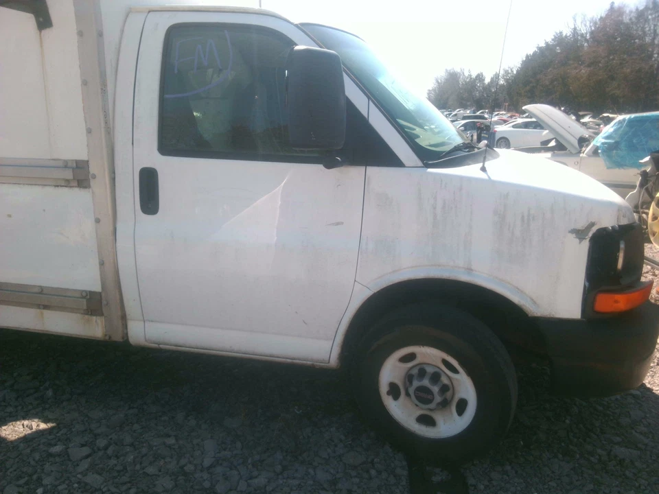 Колено в сборе GMC VAN SAVANA 3500 правое 03 04 05 06 07 08 - Изображение 4 из 4