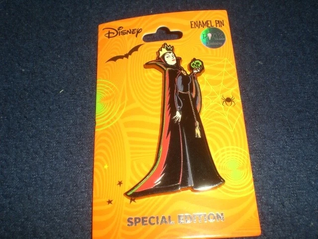 Disney 2024 PALM Pink A La Mode HALLOWEEN Snow White EVIL QUEEN LE 300 Pin