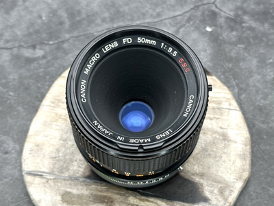 EXC+5] CANON Macro FD 50mm f3.5 S.S.C. MF Lens w/Cap, Case from