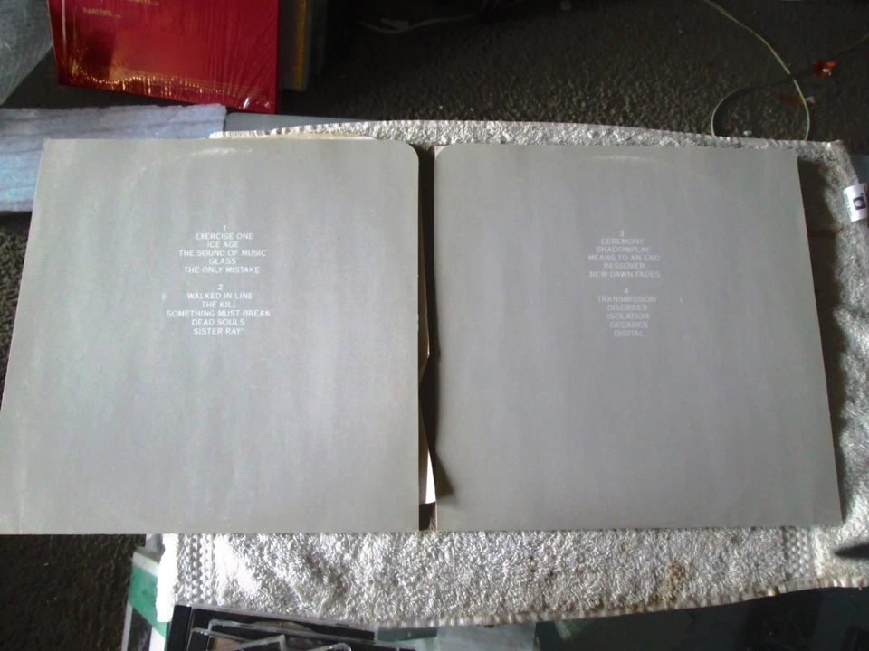 JOY DIVISION-STILL  double lp. Italian import - Image 2 of 3