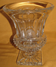 Vase cristal taillé de