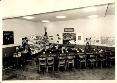 Foto Ak Colgate-Palmolive Trainingscenter, Reklame, Warenauslage - 11344583