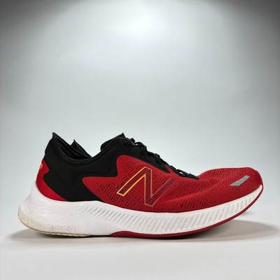 New Balance Pesu V1 Red Black Low Top Running Shoes MPESUCR Men's Size 10.5