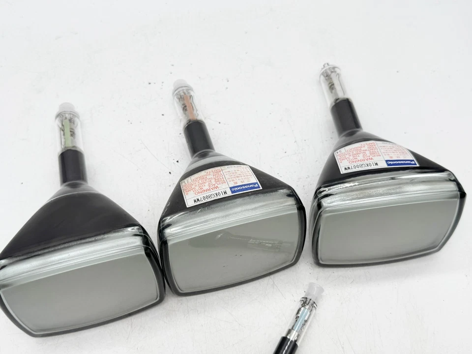 VINTAGE PANASONIC CRT MONITOR TUBES M10KFB00T7WW LOT OF 4 DISPLAY PARTS - Image 3 of 4