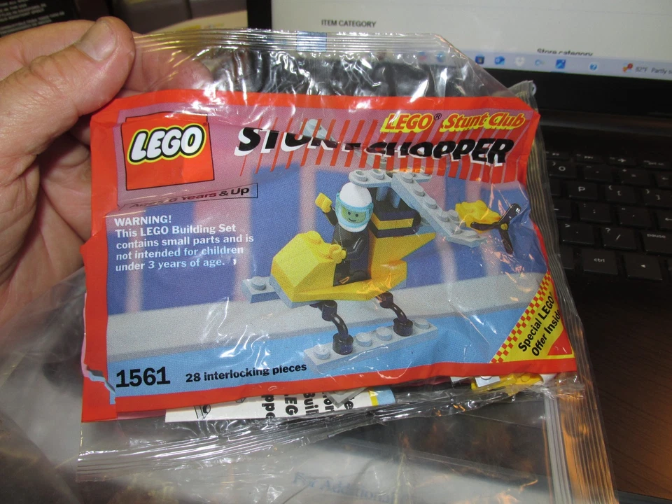 LEGO Lot VTG NEW Kellogg’s 1560 1561 1562 1563,Complete Stunt Club Promo & 1627 - Image 3 of 4