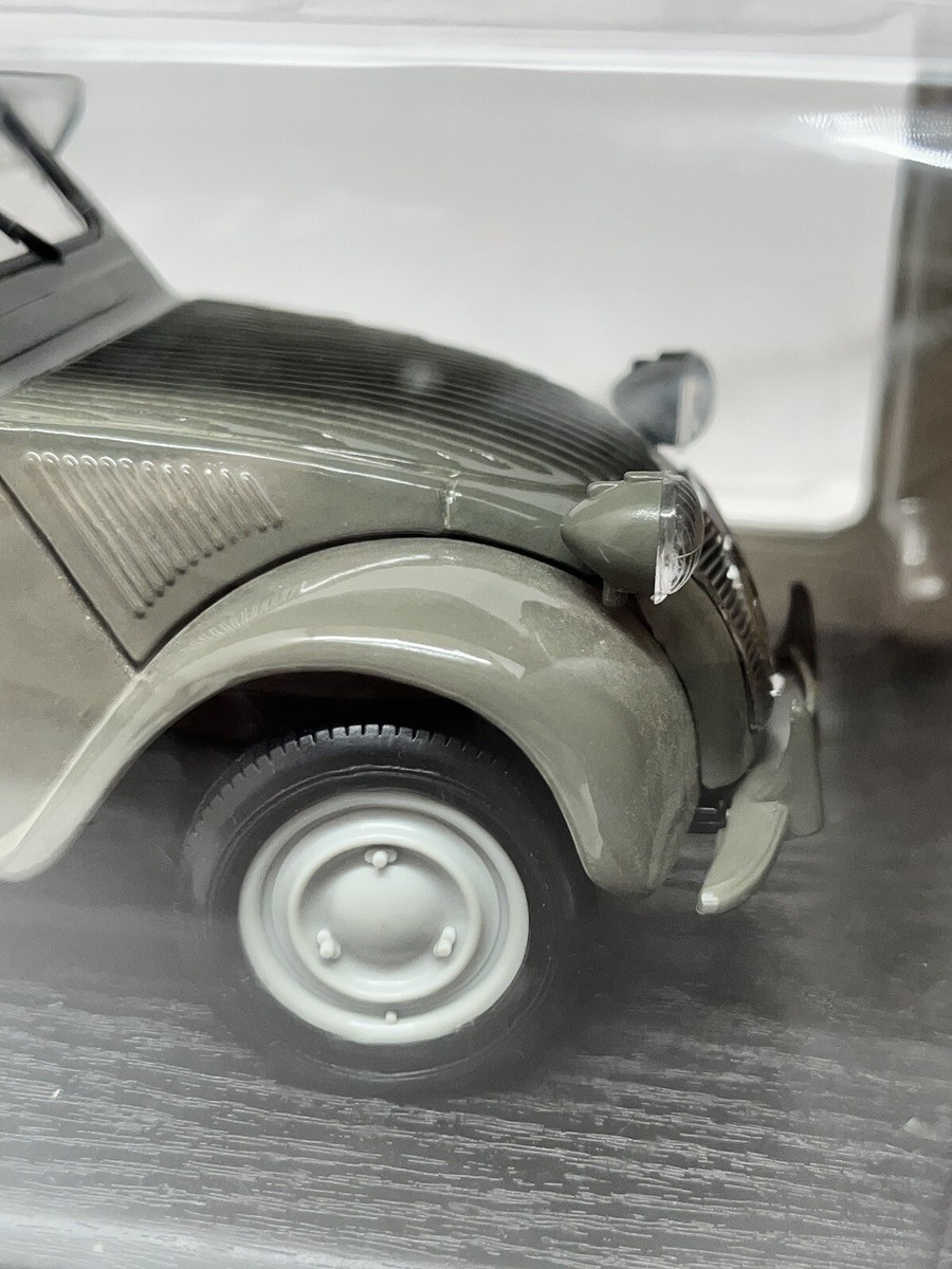 Maisto Special Edition 1952 Citroen 2CV Gray Die Cast 1:18