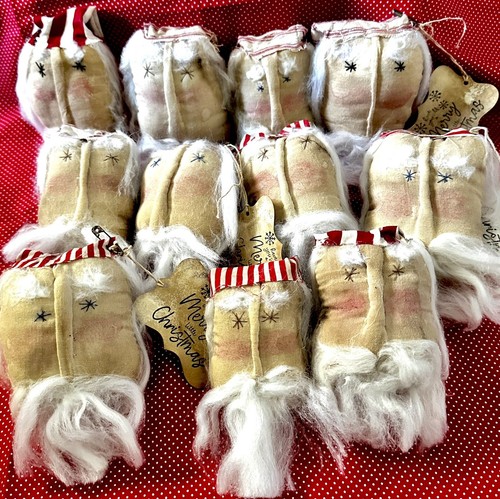 Set Of 3 Primitive Style Santa Head Ornies Bowl Filler Fabric Coffee Stained - Picture 8 of 8