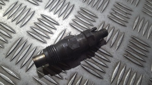 Peugeot 405 1994 Fuel Injector kca17s42, Genuine #465096-04