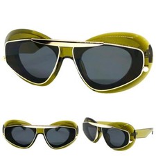 EXAGGERATED Classic Vintage Retro Style SUN GLASSES Olive Green Frame Dark Lens