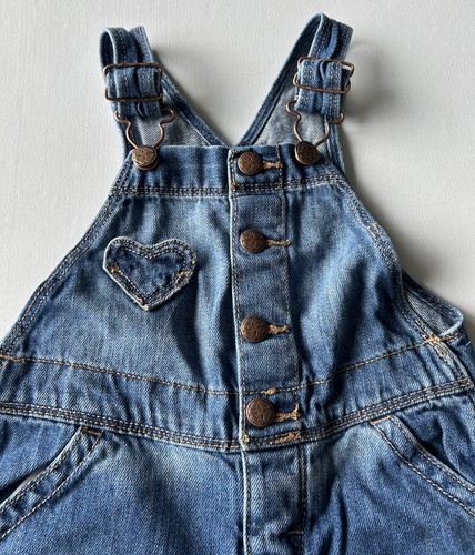 Mono Oshkosh para niñas talla 18 M - Imagen 3 de 9
