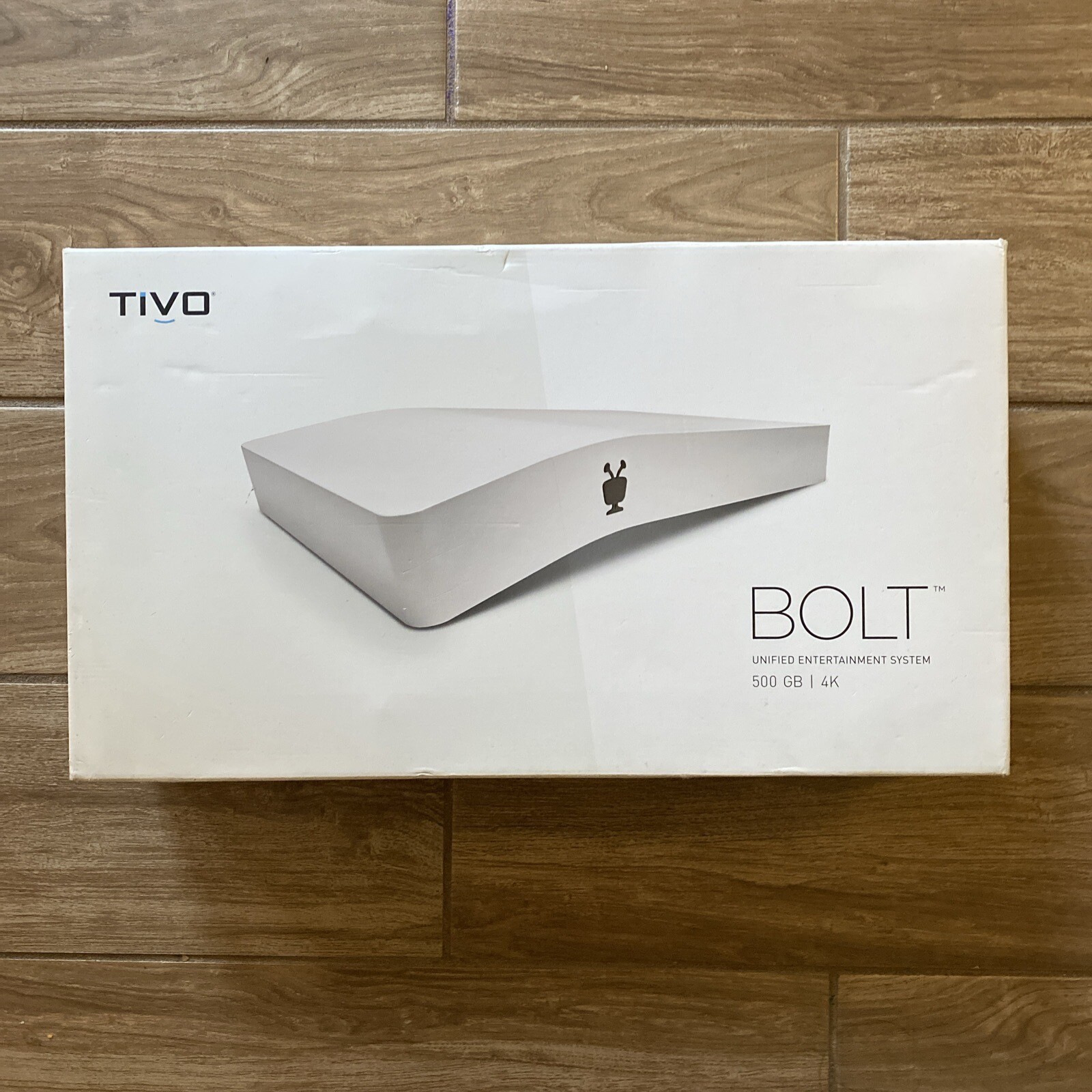 TiVo BOLT 500 GB DVR 4K UHD includes remote and cables and box